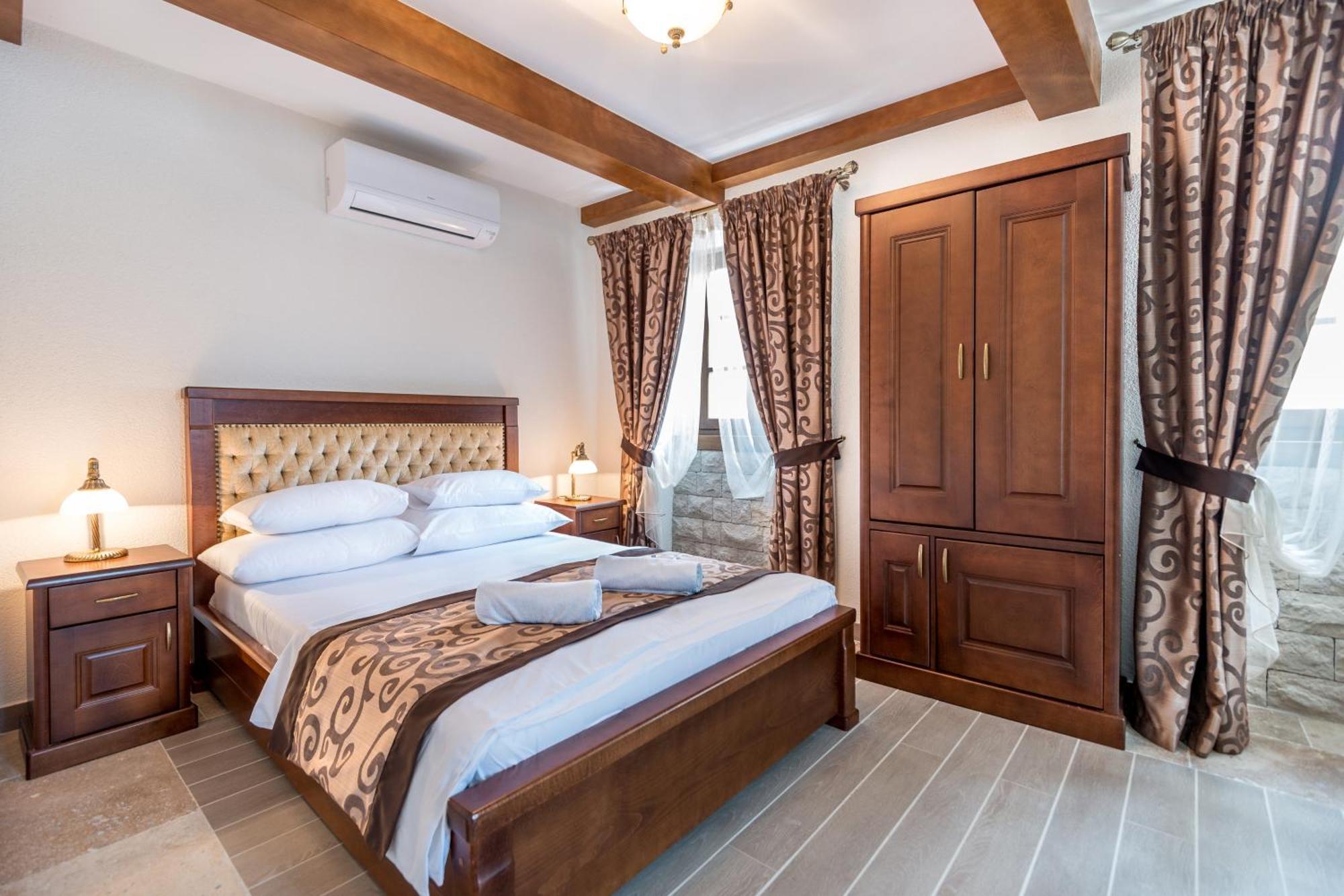 Hotel Conte & Restaurant 4*