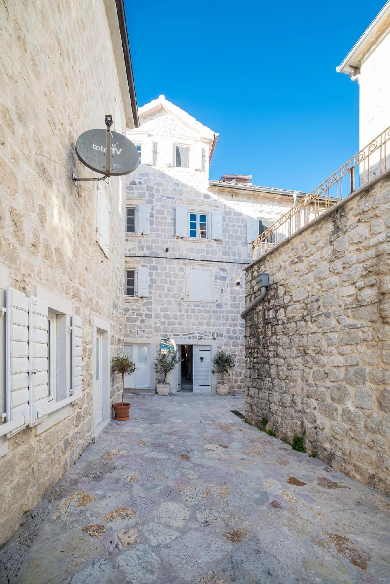 Hotel Conte & Restaurant Perast