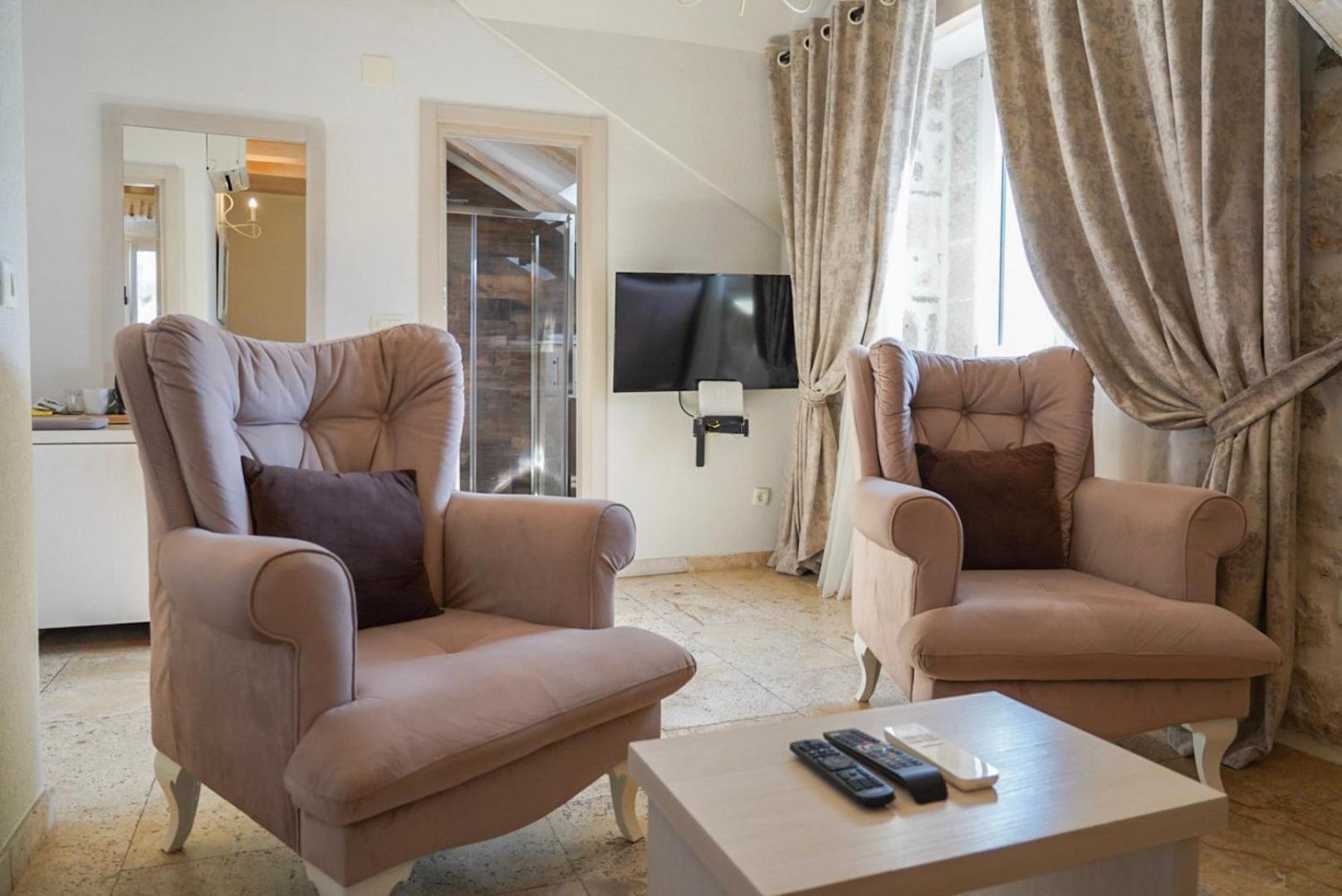Hotel Conte & Restaurant 4*