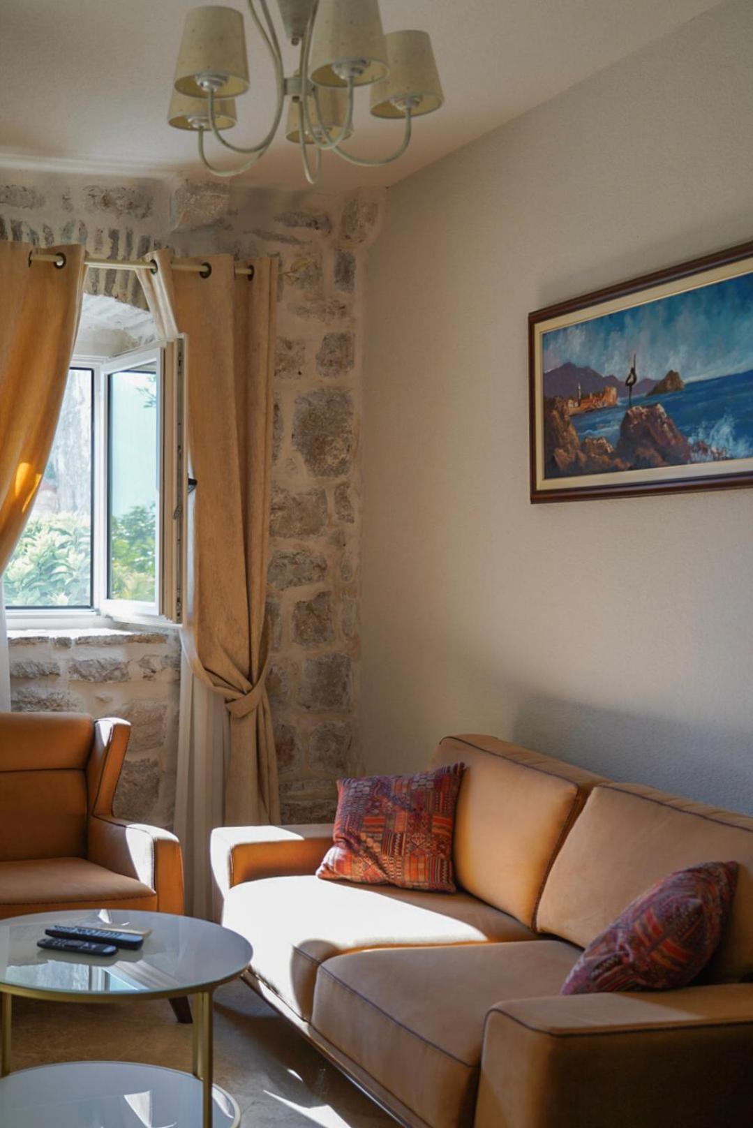 Conte & Restaurant 4*